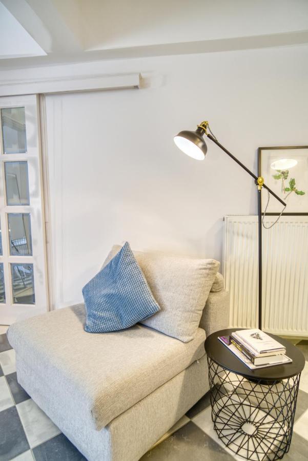 Stylish, Cozy 2-Bdr Flat In Andros Town By Explore Andros Dış mekan fotoğraf